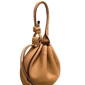 Behno Ina Bag in pebble almond